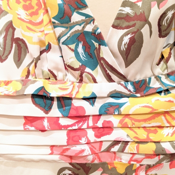 Satin Off-White Floral V Neck Midi Dress - Picture 3 of 14